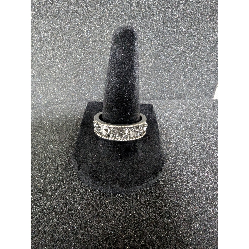 Silver Toned Wide Star Band Ring - Size 9.5